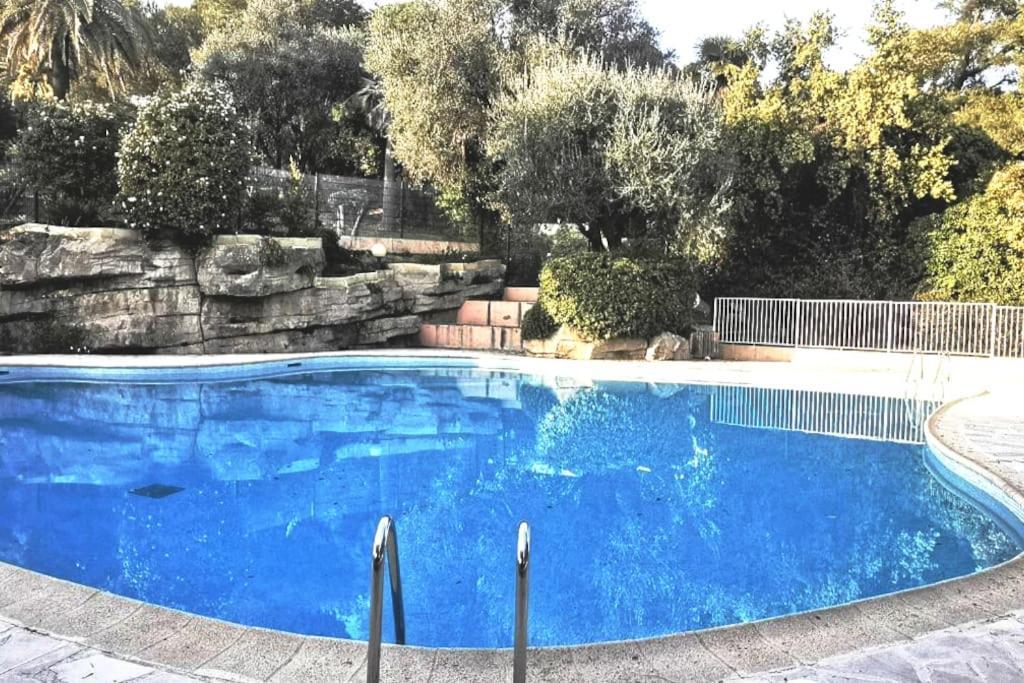 Appartement Nice Centre Vue Mer Avec Piscine Pour Famille, Couple D'Amis Pas De Groupes De Jeunes Autorises 외부 사진